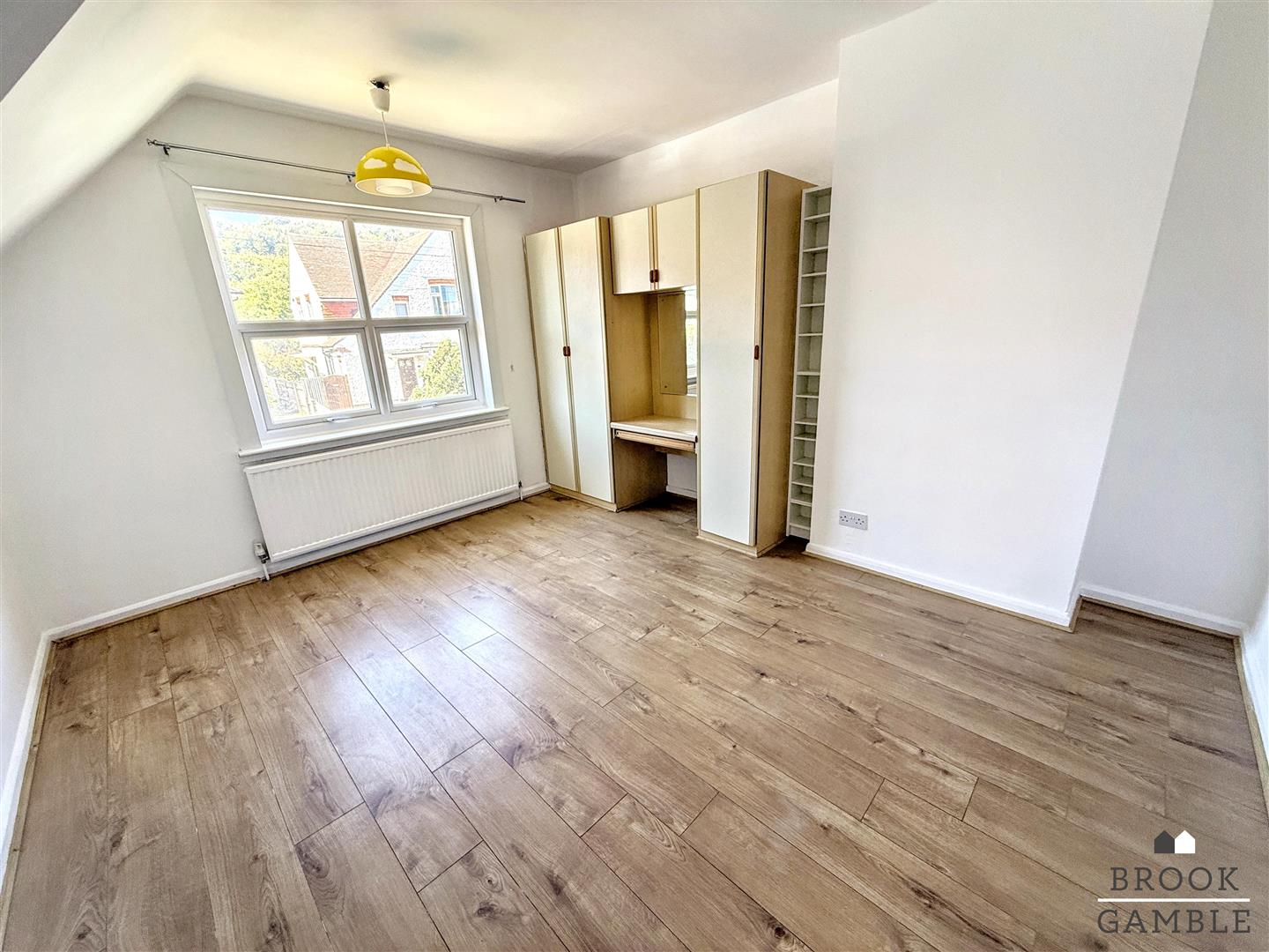 3 Bedroom House. Royal Sussex Crescent in Eastbourne,  7